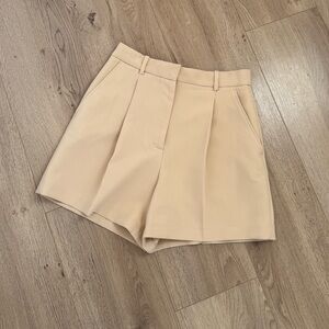 Zara High Waisted pleated Shorts